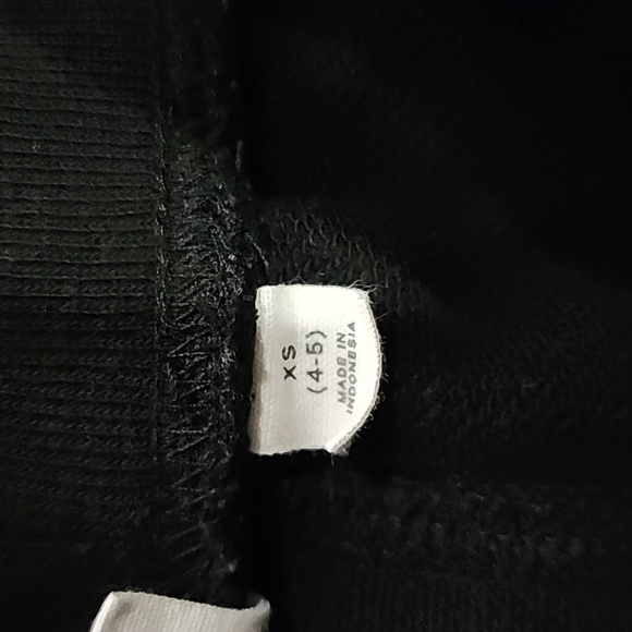 Gap - Picture 2 of 2